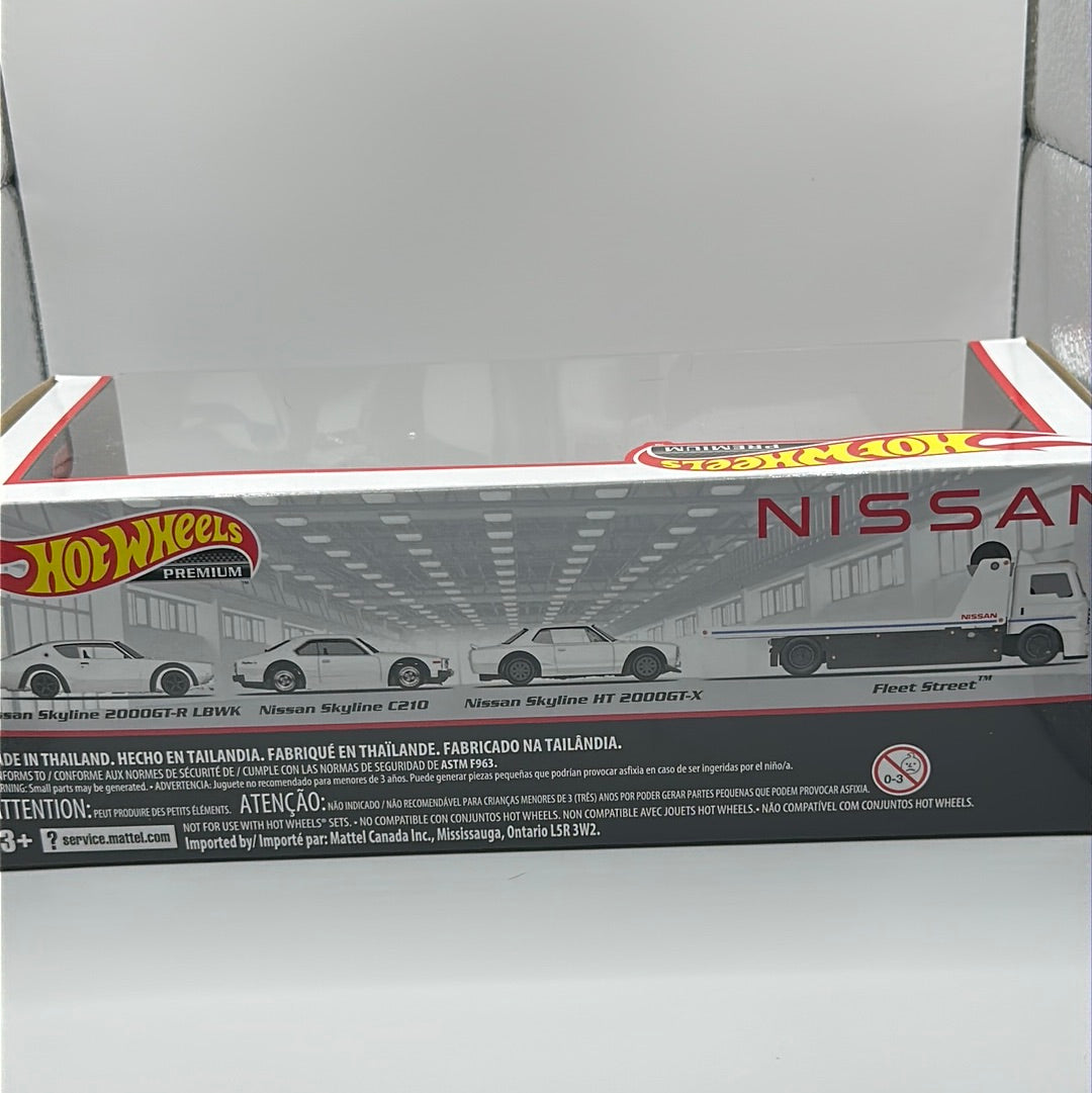 Nissan Diorama Boxed Set Hotwheels Premium *Damaged Box*