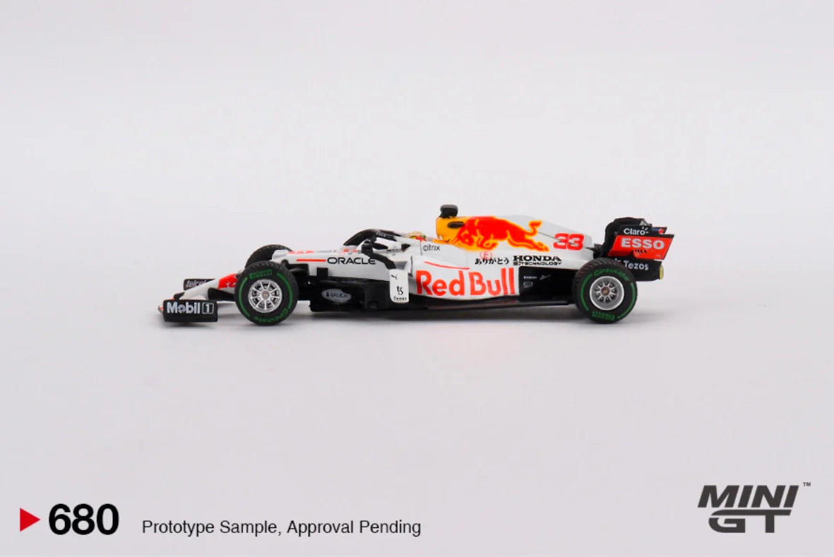 Max Verstappen #33 Red Bull Racing RB16B 2021 Turkish GP 2nd Place Mini GT