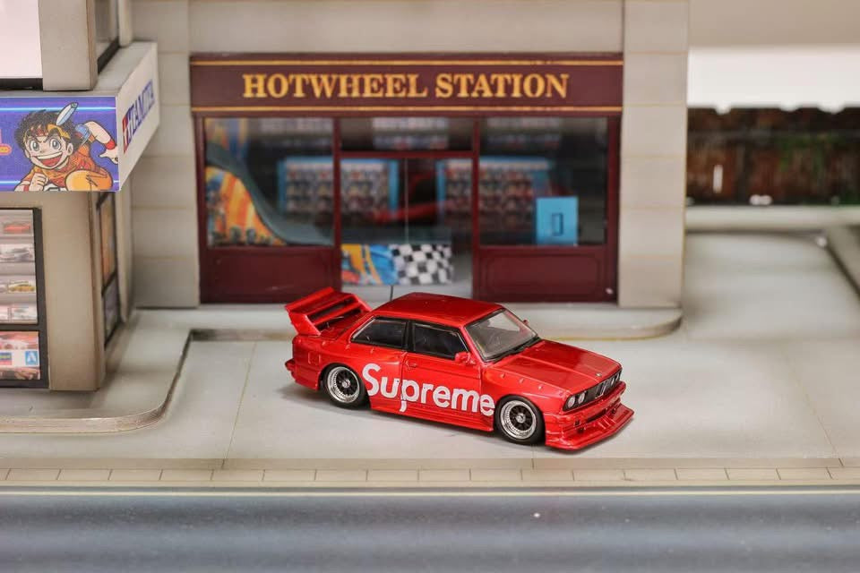 BMW E30 SUPREME *LIMITED TO 499pcs* SW 1:64