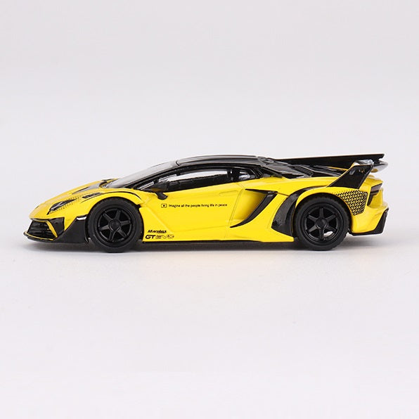 LB-SILHOUETTE WORKS LAMBORGHINI AVENTADOR GT EVO YELLOW MINI GT 1:64