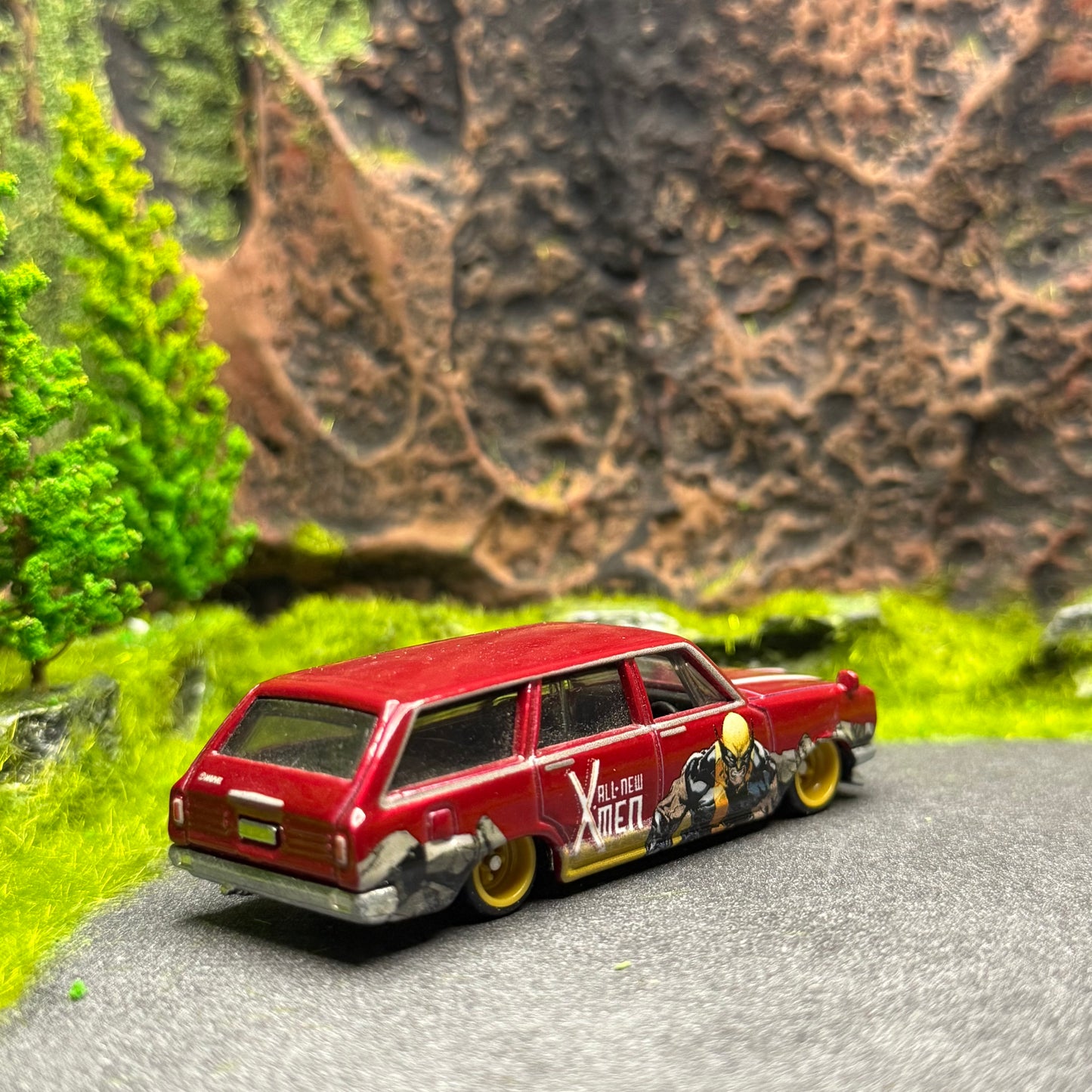 ‘69 Nissan Skyline Van - XMEN *Loose*