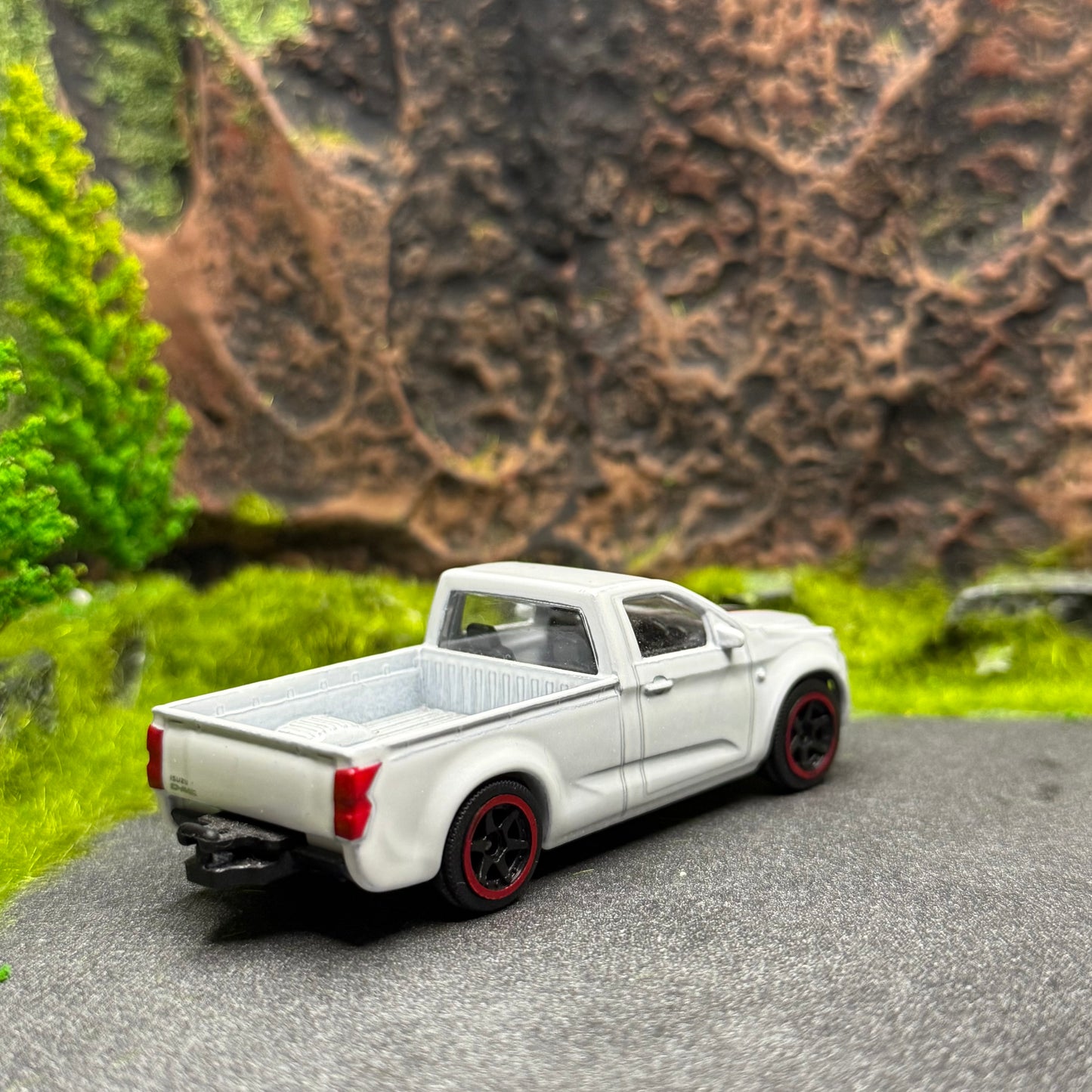 ISUZU D-Max Utility *Loose* Matchbox