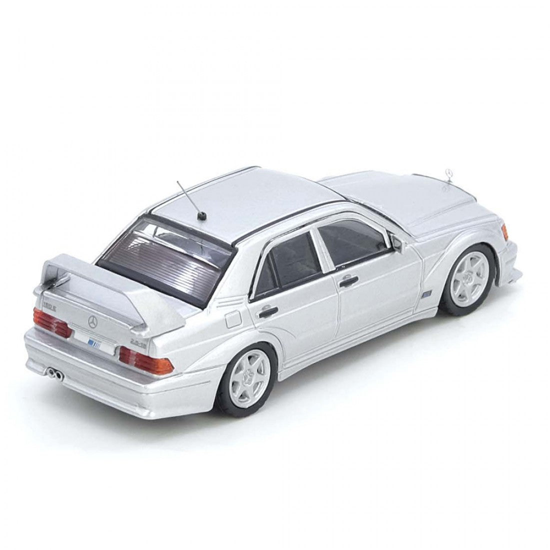 Mercedes Benz 190E Silver - INNO64 1:64