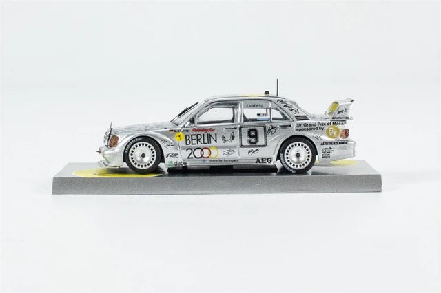 Tarmac Works 1:64 Mercedes-Benz 190E 2.5-16 Evolution II with Container
