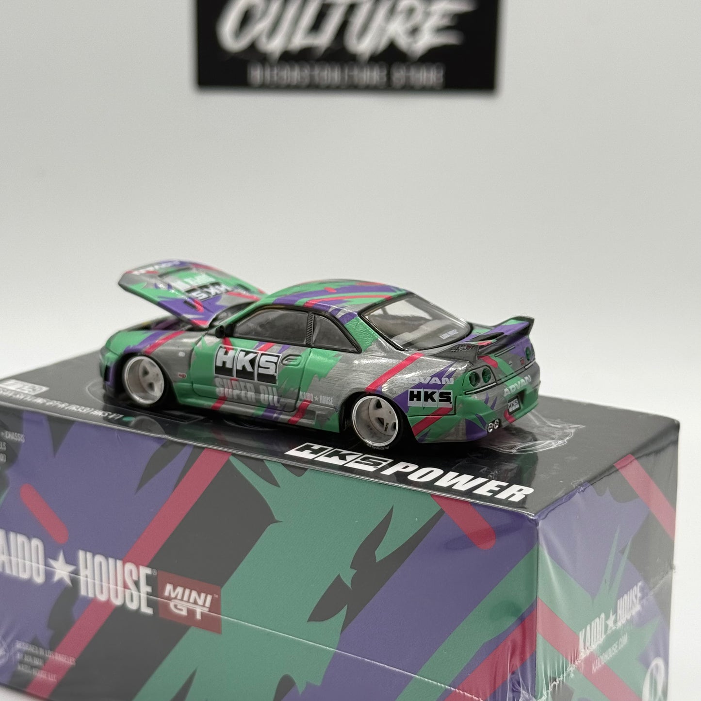 Nissan Skyline GT-R (R33) HKS V1 *RAW CHASE* //129 Kaido House x MiniGT