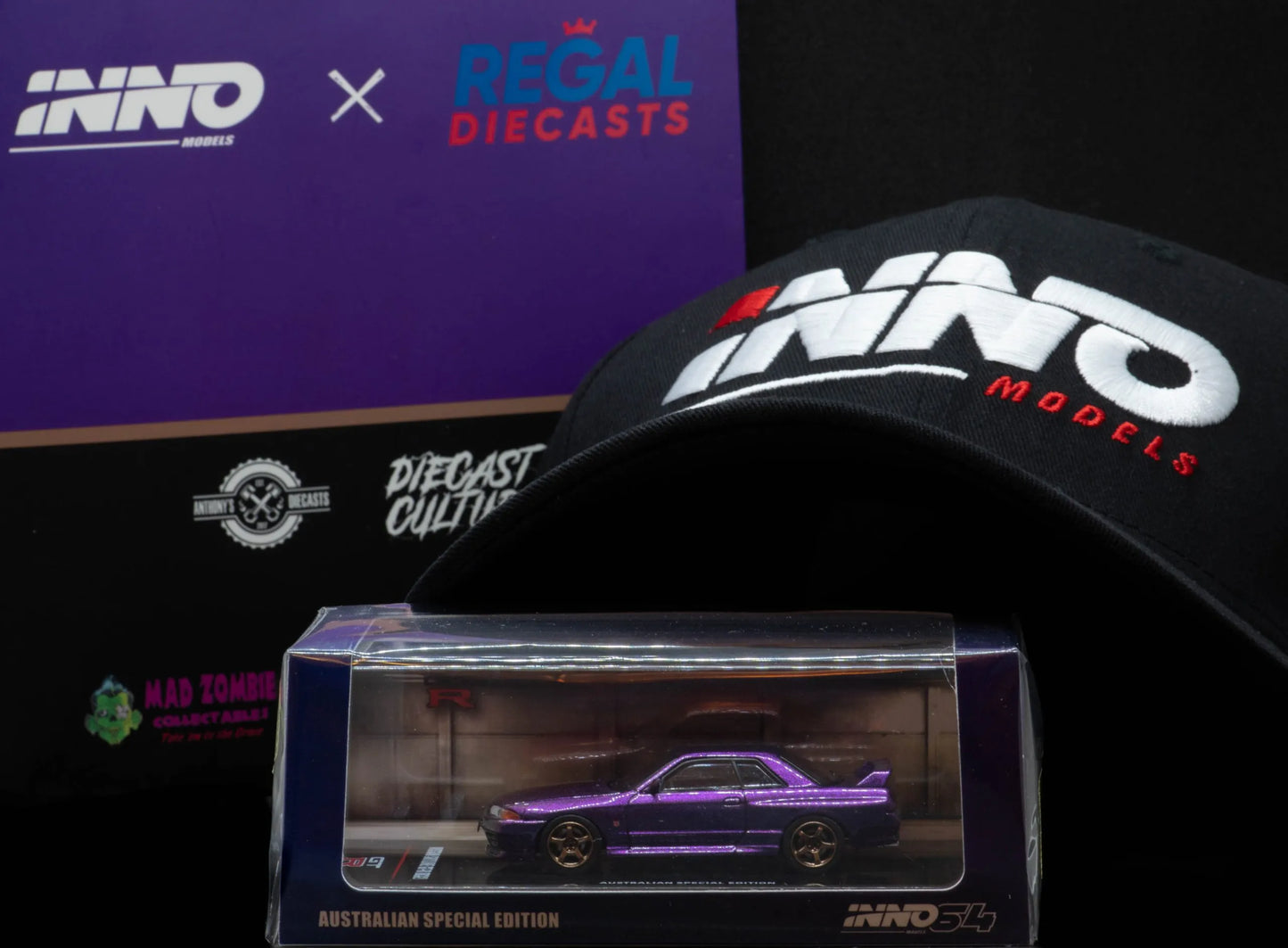 (In-stock) Easter Event Special Model: Nissan Skyline GT-R R32 Inno64 (Chameleon Purple) w/ FREE CAP