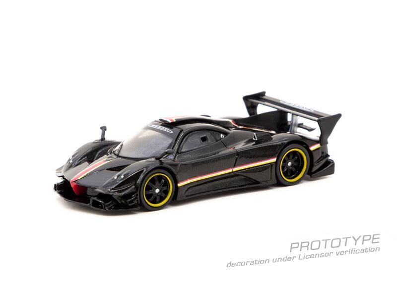 Pagani Zonda Revolución Nero Oro - Tarmac Works 1:64