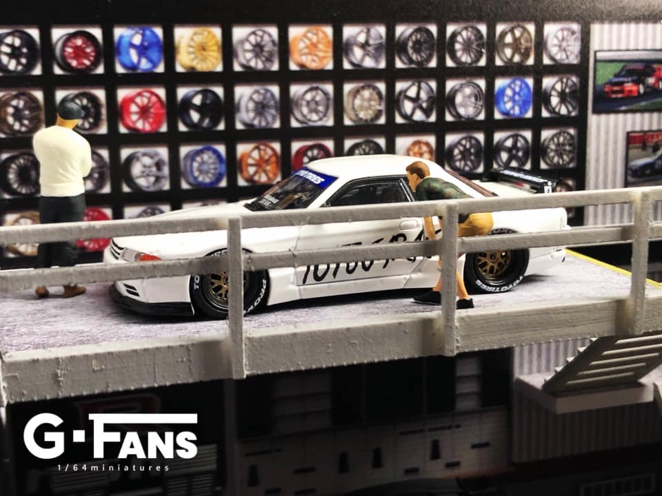 NISSAN Garage Diorama Display with LED Lights G-FANS