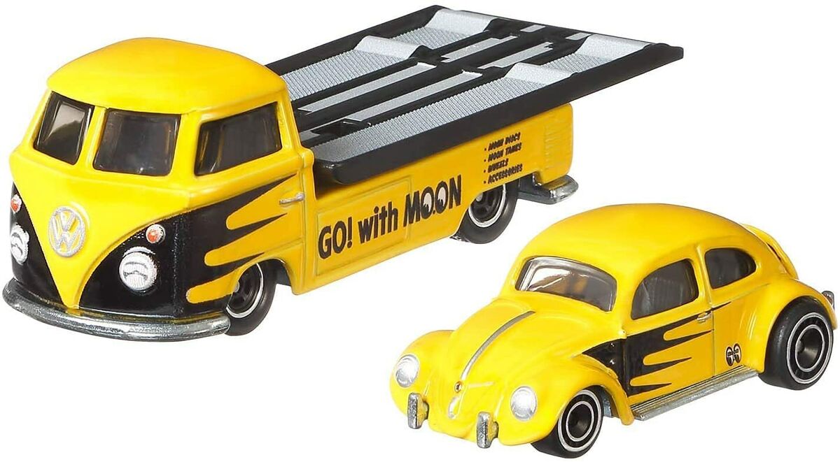 Hotwheels Premium Team Transport #22 - Volkswagen "Classic Bug" / Volkswagen Transporter T1 Pickup
