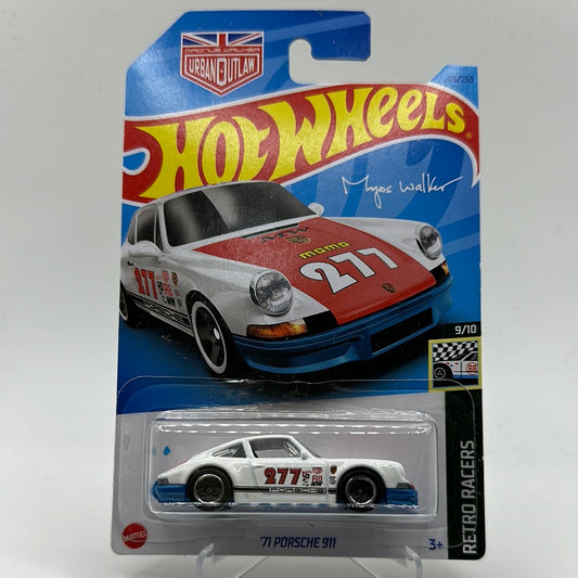 ‘71 Porsche 911 - Retro Racers 9/10 Hotwheels Mainline 126/250