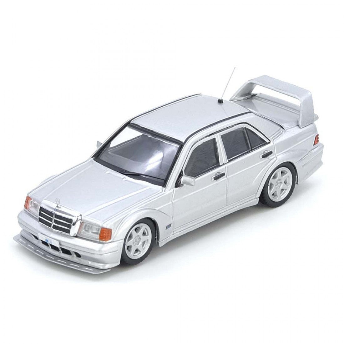 Mercedes Benz 190E Silver - INNO64 1:64