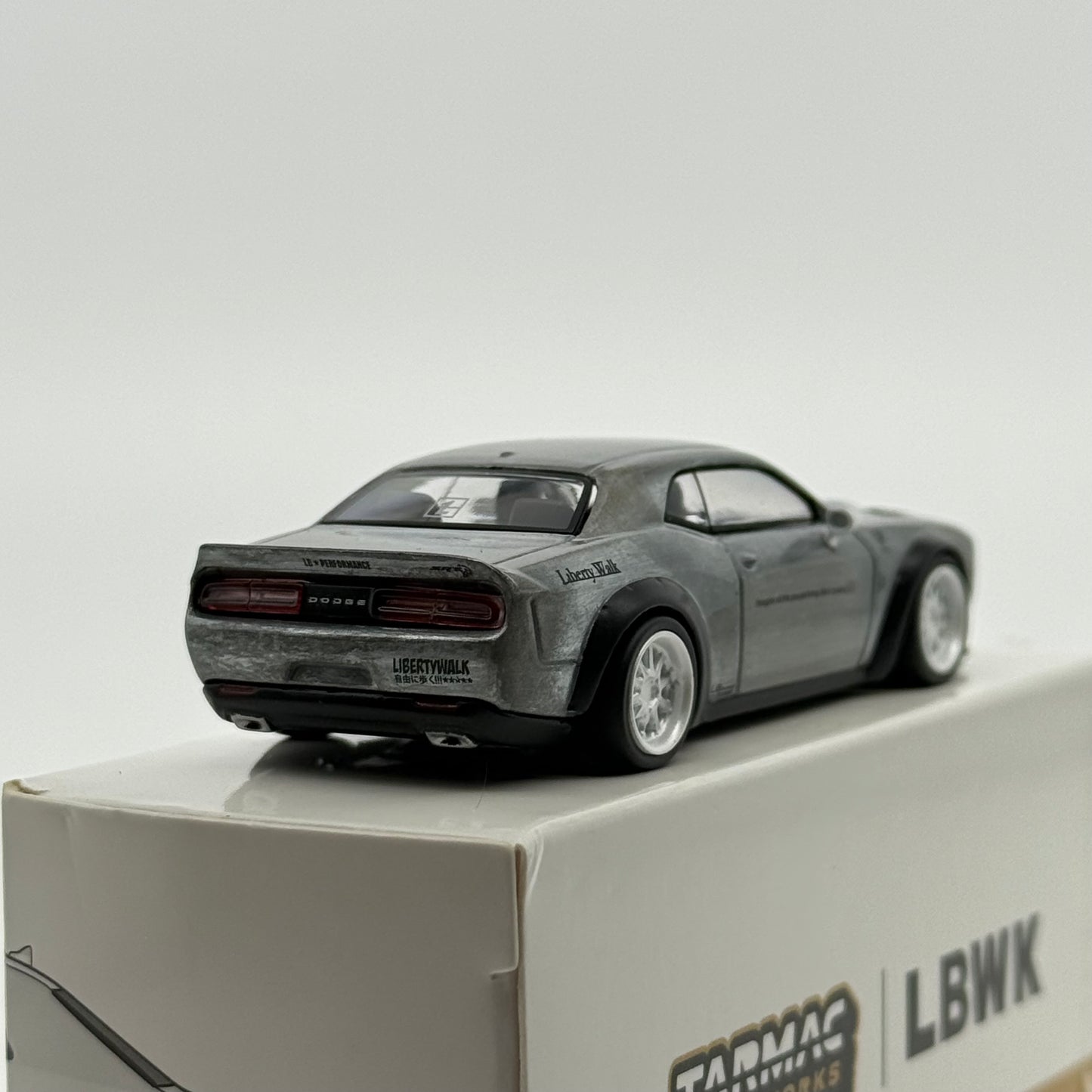 LB-WORKS Dodge Challenger SRT Hellcat *RAW CHASE* - Tarmac Works
