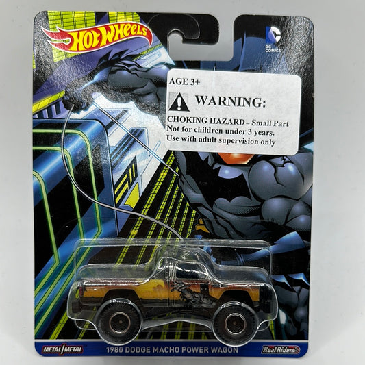 1980 Dodge Macho Power Wagon Batman DC Comics Hotwheels Premium 1:64