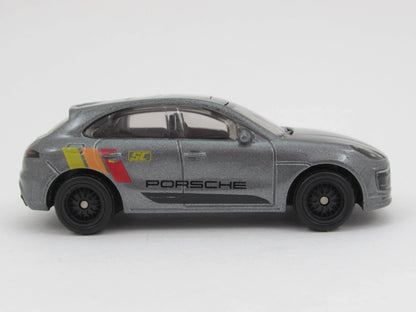 Matchbox Super Chase Porsche Macan S 1:64 Scale