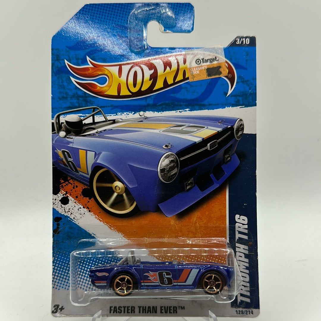 Triumph TR6 - Faster Than Ever 3/10 Hotwheels Mainline 129/214 *Bad Condition Card*