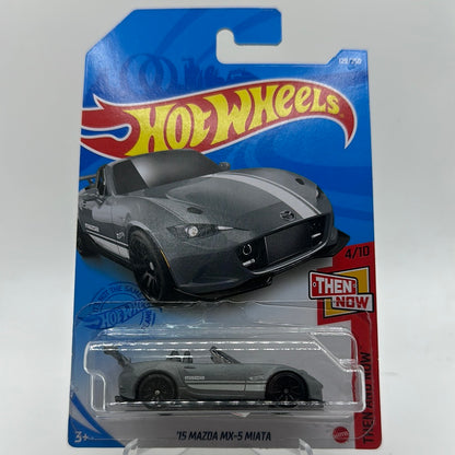 ‘15 Mazda MX-5 Miata - Then and Now 4/10 Hotwheels Mainline 129/250