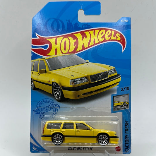 Volvo 850 Estate - Factory Fresh 2/10 Hotwheels Mainline 43/250