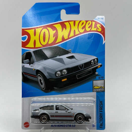 Alfa Romeo GtV6 3.0 - Factory Fresh 8/10 Hotwheels Mainline 98/250