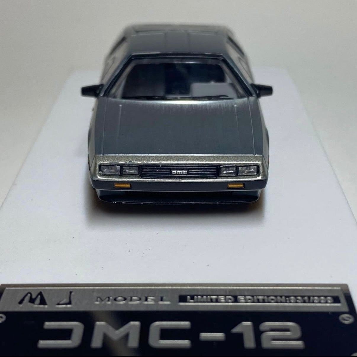 Delorean DMC 12 - MJ Model 1:64 *Limited to 999pcs*