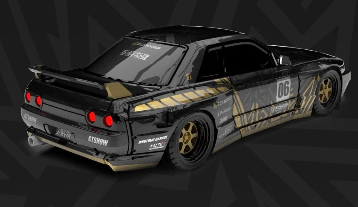 INNO64 x D/Stans Carbon Fibre Buckle Keychain Display + Nissan Skyline GT-R32 Black VIP Exclusive | 2026 GT SHOW