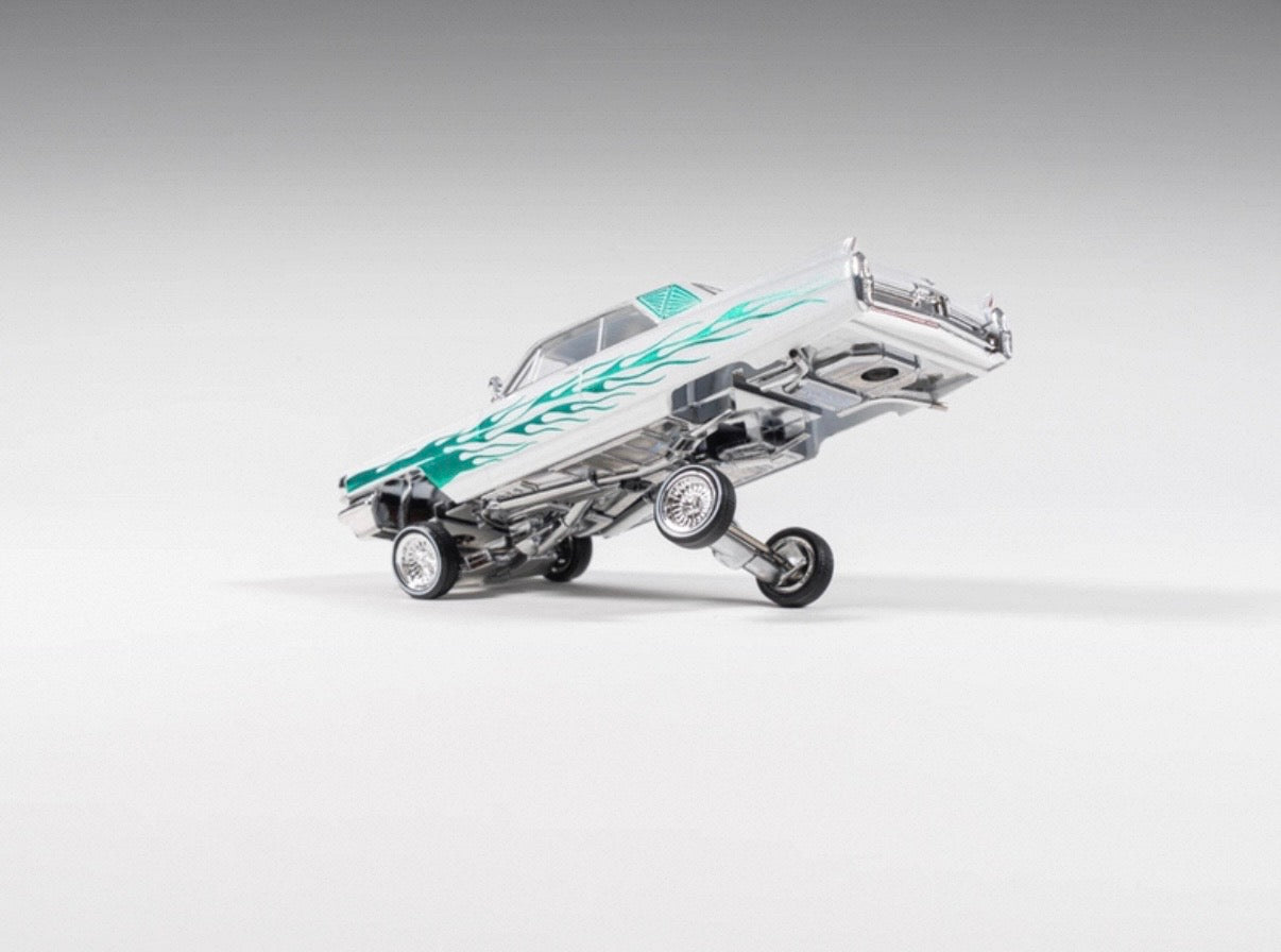 1964 Cadillac Coupe Deville White - LOWRIDER (Posable) 97m 1:64