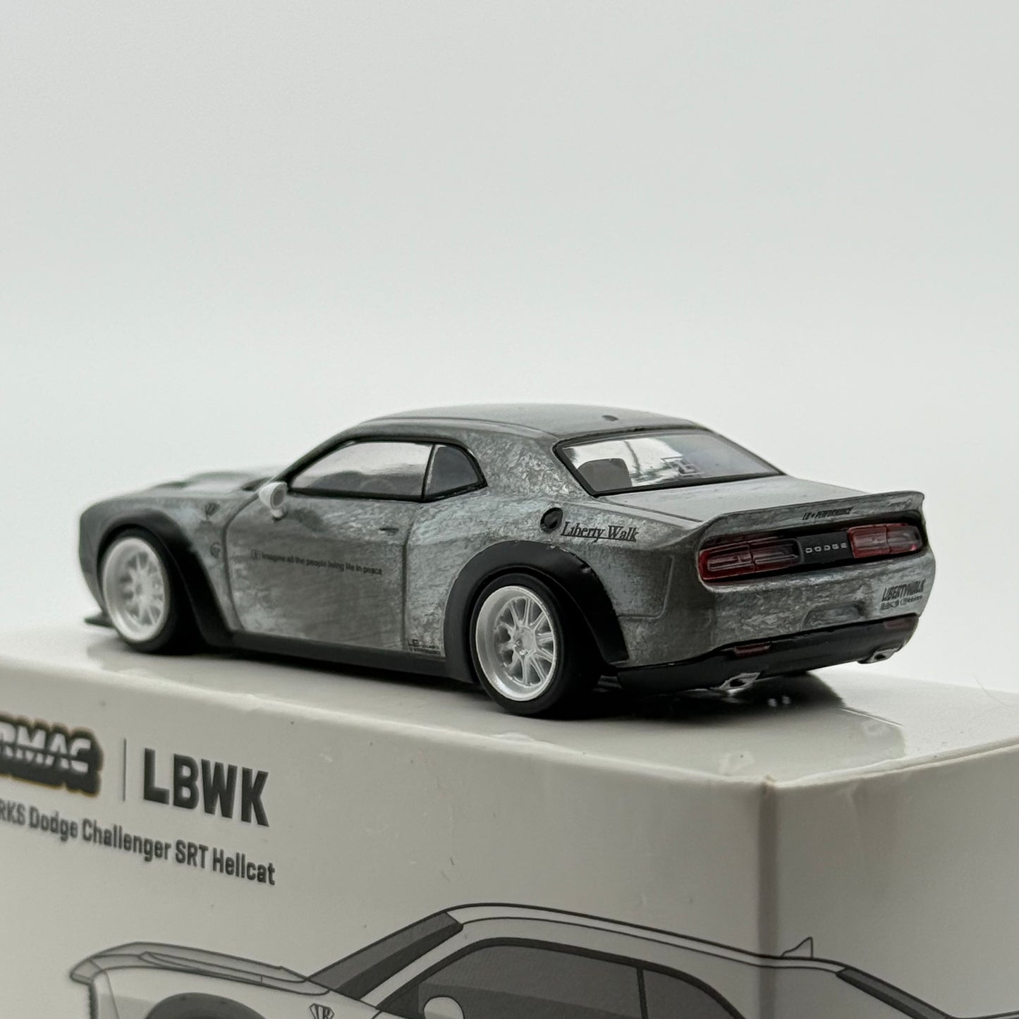 LB-WORKS Dodge Challenger SRT Hellcat *RAW CHASE* - Tarmac Works