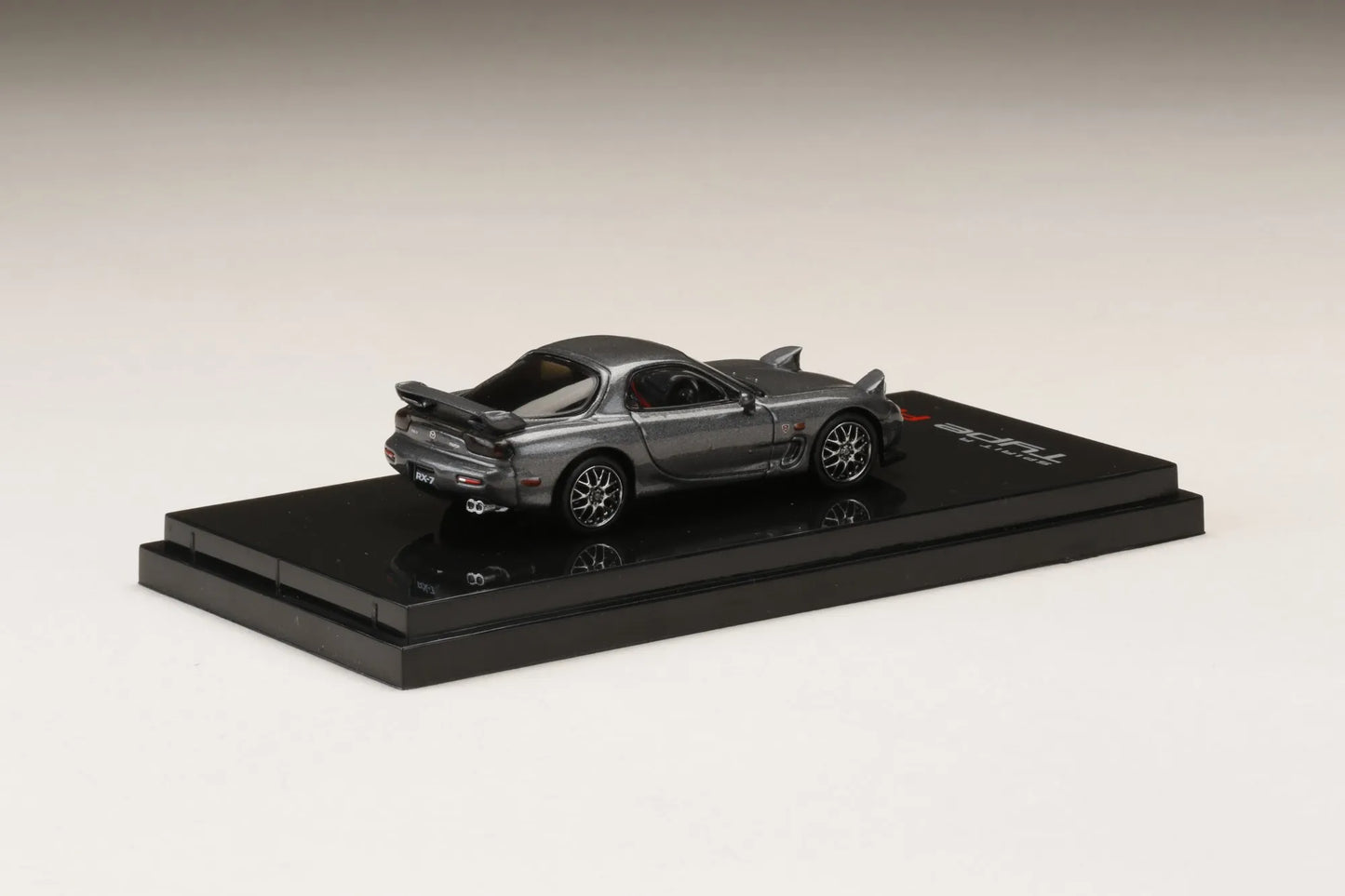 Mazda RX-7 (FD3S) SPIRIT R TYPE A With Engine Gray Metallic – HOBBY JAPAN 1:64