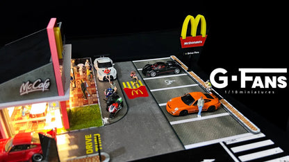 MCDONALDS RESTAURANT PARKING LOT DIORAMA DISPLAY W/LEDS G-FANS 1:64