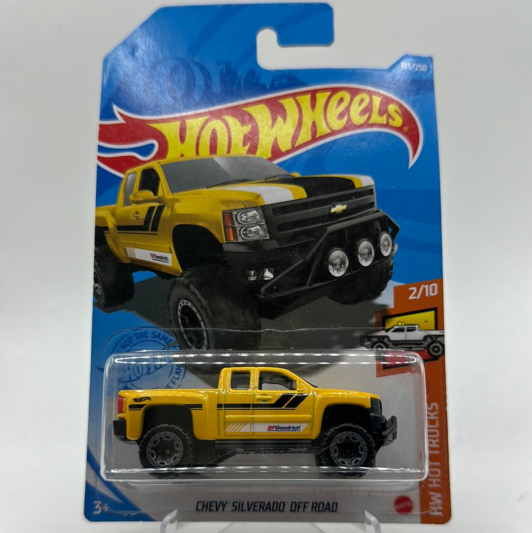 Chevy Silverado Off Road - HW Hot Trucks 2/10 Hotwheels Mainline 185/250