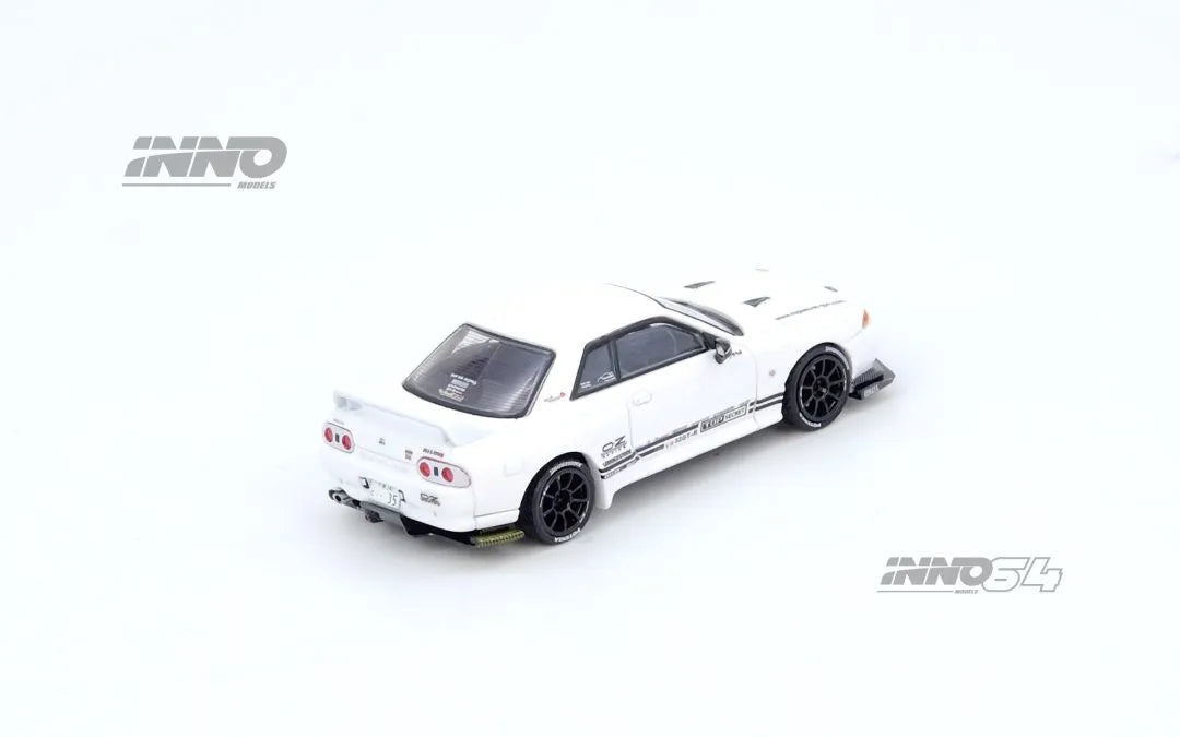 Top Secret Nissan Skyline VR32 GT-R White - INNO64