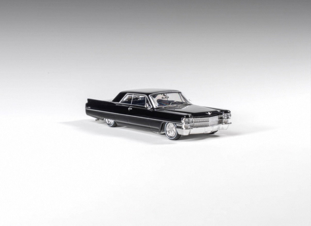 1964 Cadillac Coupe Deville Black - LOWRIDER (Posable) 97m 1:64