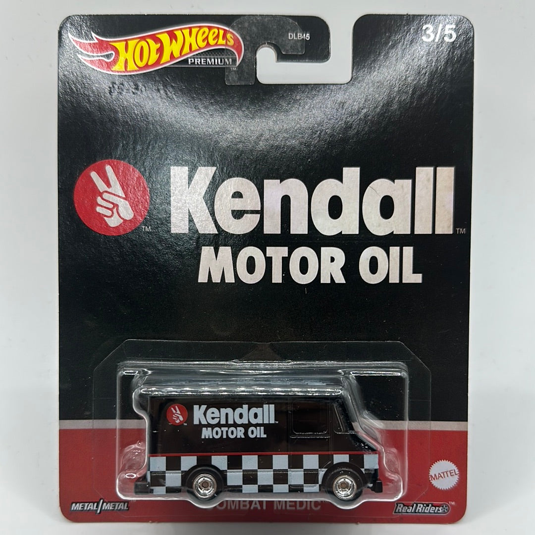 Combat Medic Kendall Motor Oil 3/5 Hotwheels Premium 1:64