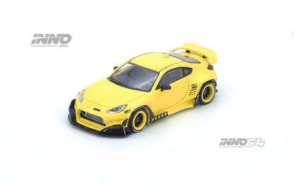 Toyota GR86 "PANDEM" Yellow - INNO64 1:64