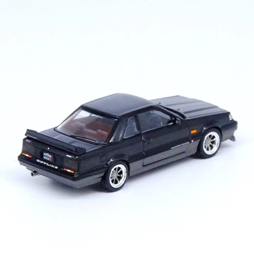 NISSAN SKYLINE GTS-R (R31) 2 Versions INNO64 1:64