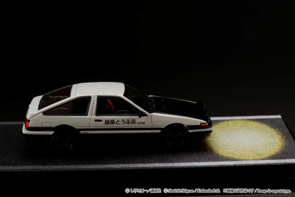 TOYOTA SPRINTER TRUENO GT APEX (AE86) / INITIAL D ENGINE MOUNTED MODEL VS TOMOYUKI TACHI - HOBBY JAPAN 1:64