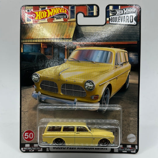 Volvo P220 Amazon Estate Boulevard #50 Hotwheels Premium 1:64