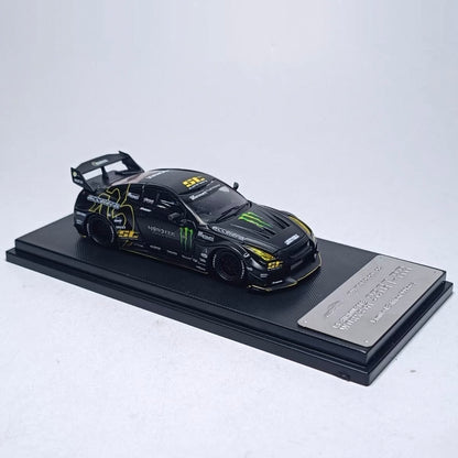 Nissan R35 GTR LBWK Monster Livery - Limited to 999pcs MC 1:64