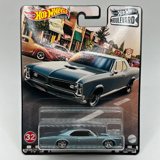 ‘66 Pontiac GTO Hotwheels Boulevard #32 Premium 1:64