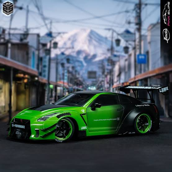 1:18 NISSAN GT-R R35 LIBERTY WALK (GREEN/BLACK) JADA: PINK SLIPS