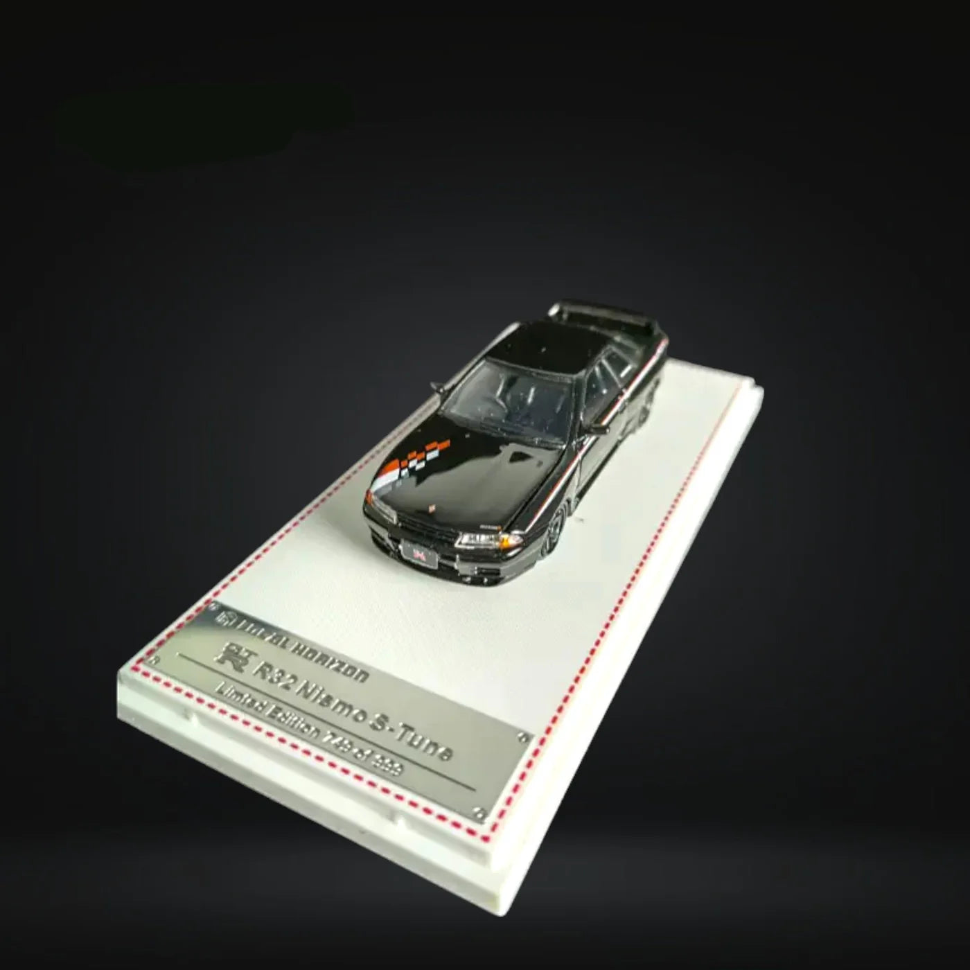 Nissan R32 S-Tune *Limited to 999pcs* Focal Horizon 1:64
