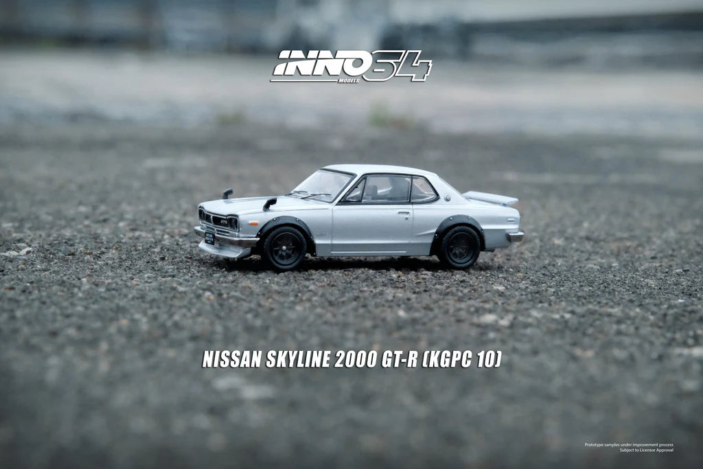 NISSAN SKYLINE 2000 GT-R (KPGC10) SILVER INNO64