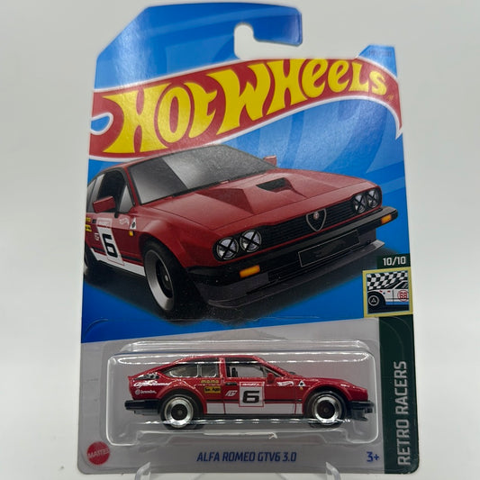 Alfa Romeo GTV6 3.0 - Retro Racers 10/10 Hotwheels Mainline 185/250