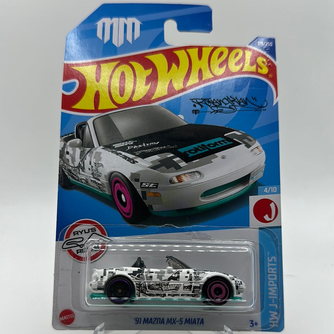 ‘91 Mazda MX-5 Miata HW J-Imports 4/10 Hotwheels Mainline 119/250 MAD MIKE