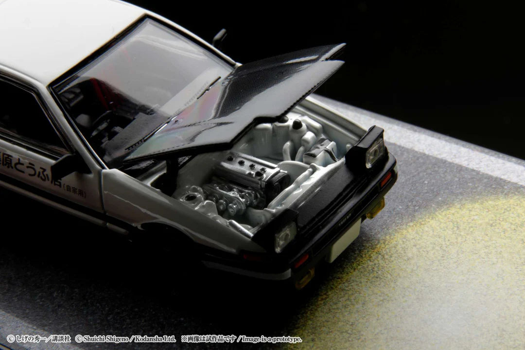TOYOTA SPRINTER TRUENO GT APEX (AE86) / INITIAL D ENGINE MOUNTED MODEL VS TOMOYUKI TACHI - HOBBY JAPAN 1:64