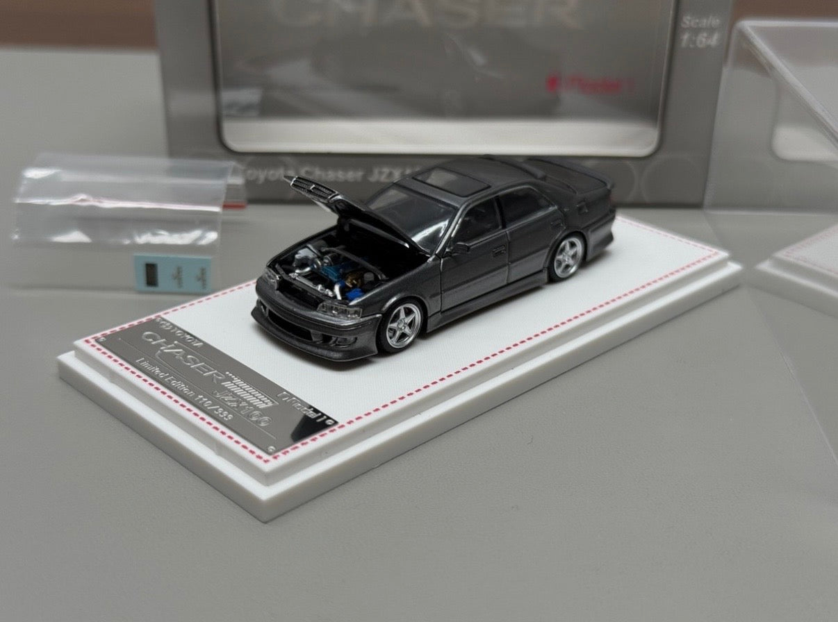 Toyota Chaser (JZX100) *Limited to 999pcs* - Model One 1:64
