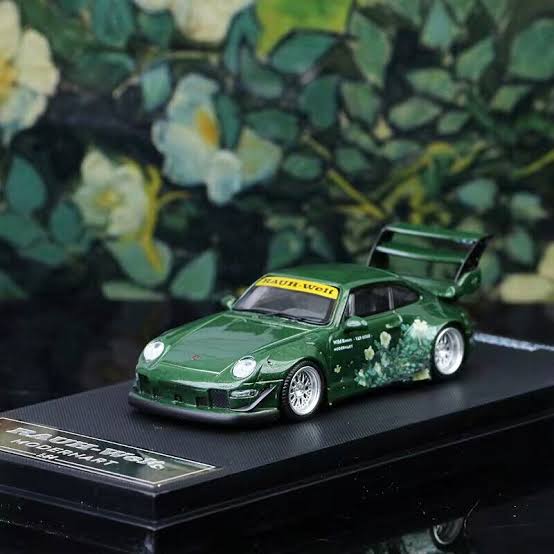 Porsche 993 “WILD ROSES” Modern Art Limited 499pcs - 1:64