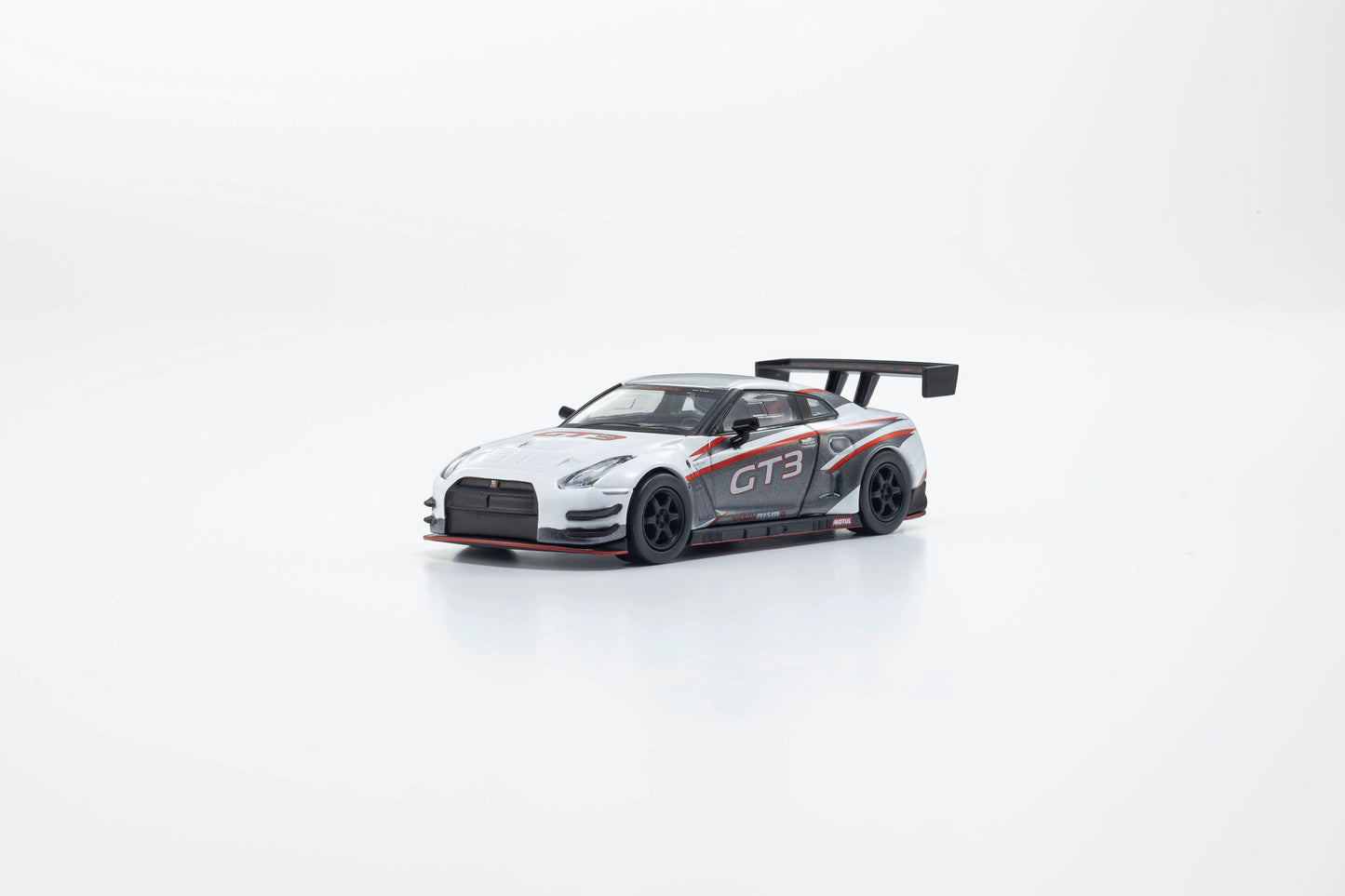 Kyosho NISSAN GT-R NISMO GT-3 (White/Presentation)