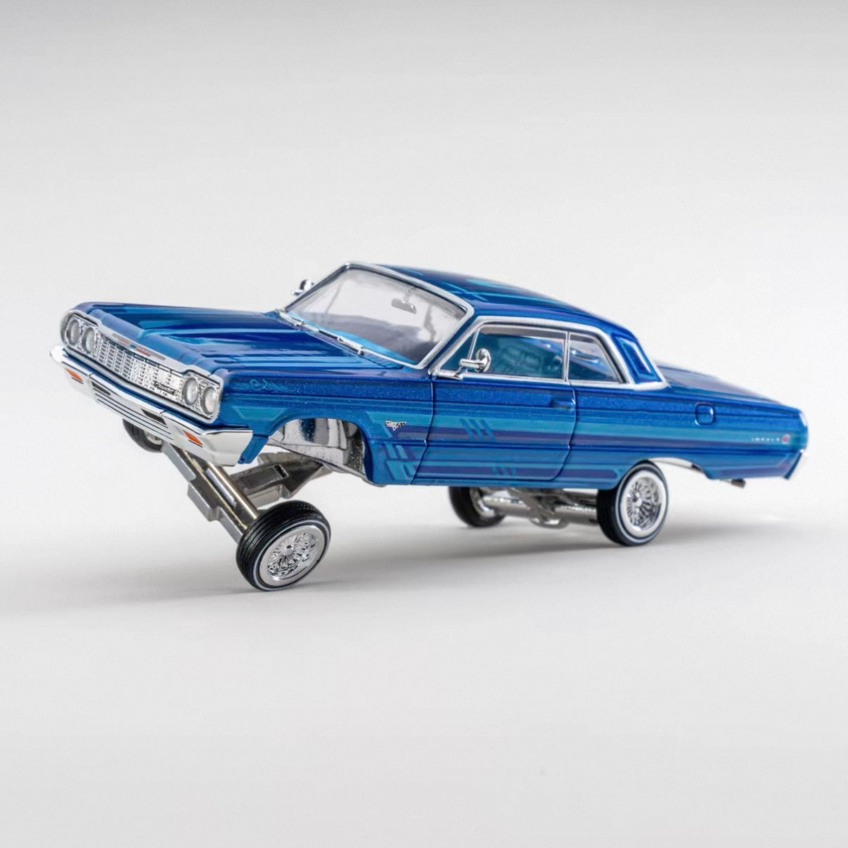 Chevrolet Impala 1964 SS Lowrider - Posable (Blue Coast) 1:64
