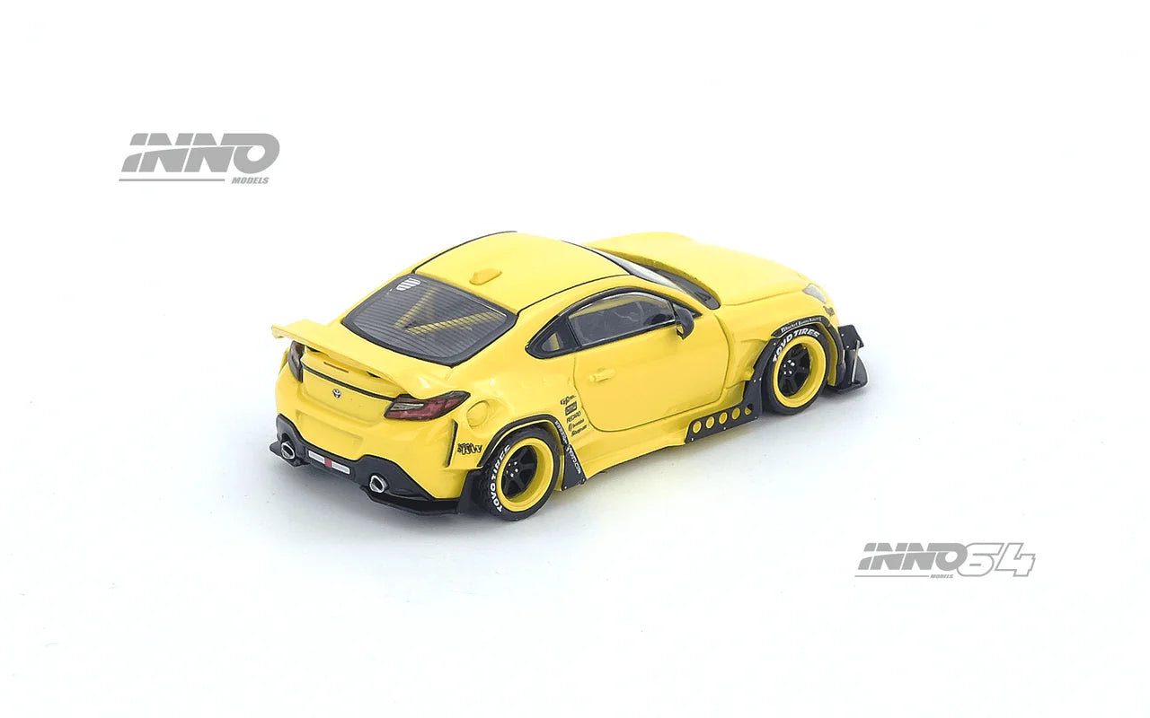 Toyota GR86 "PANDEM" Yellow - INNO64 1:64