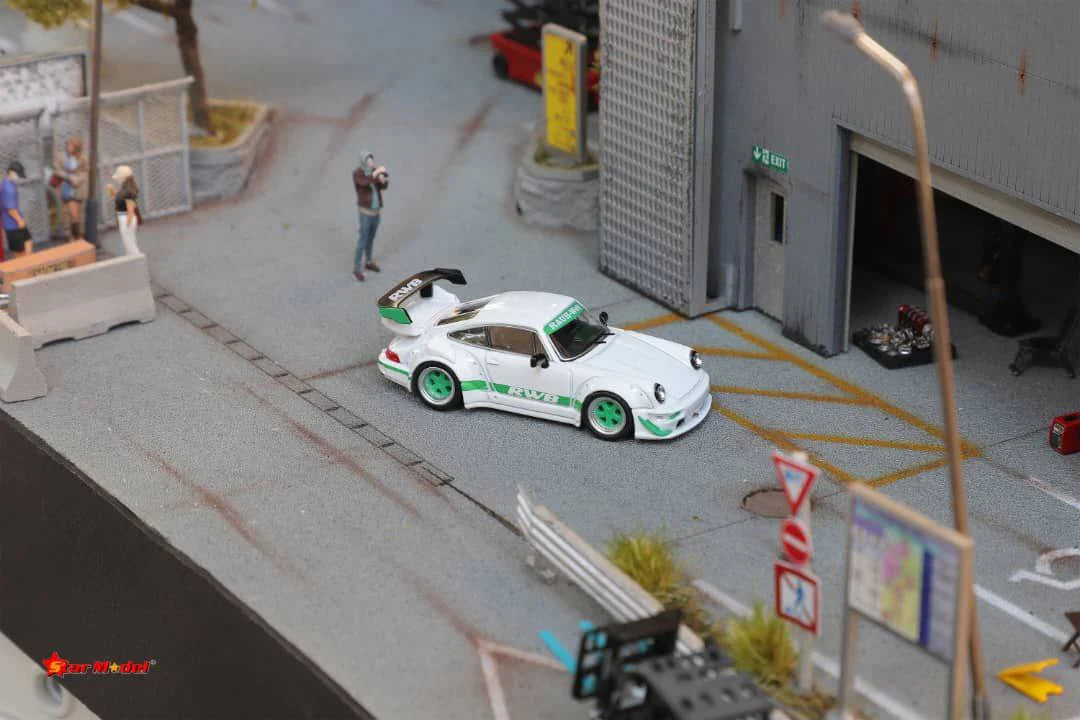 Porsche RWB 964 White w/ Green Rims - Star Model 1:64